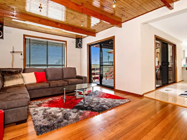 Fourth view of Homely house listing, 4 Woona Place, Keilor Downs VIC 3038