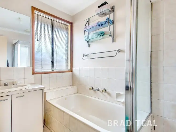 Fifth view of Homely unit listing, 2/35 Elizabeth Street, St Albans VIC 3021