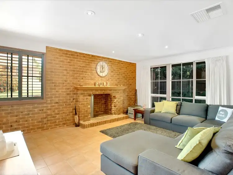 Third view of Homely house listing, 6 Gibson Court, Sunbury VIC 3429