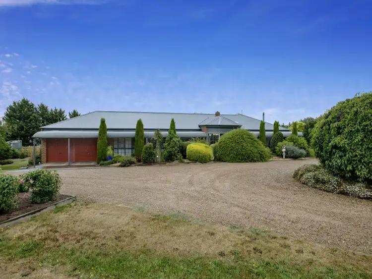 Sixth view of Homely house listing, 35 Ochiltree Court, Romsey VIC 3434