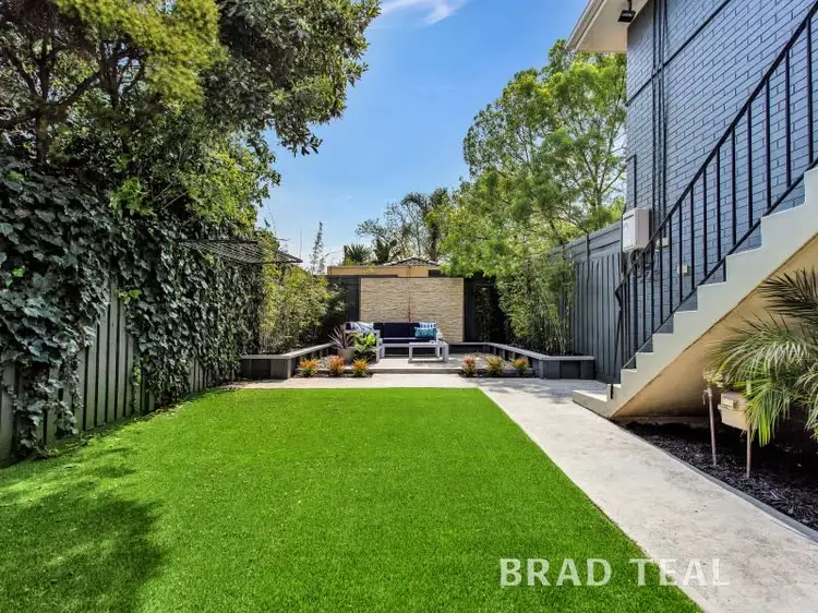 3/2B Mary Street, Essendon VIC 3040