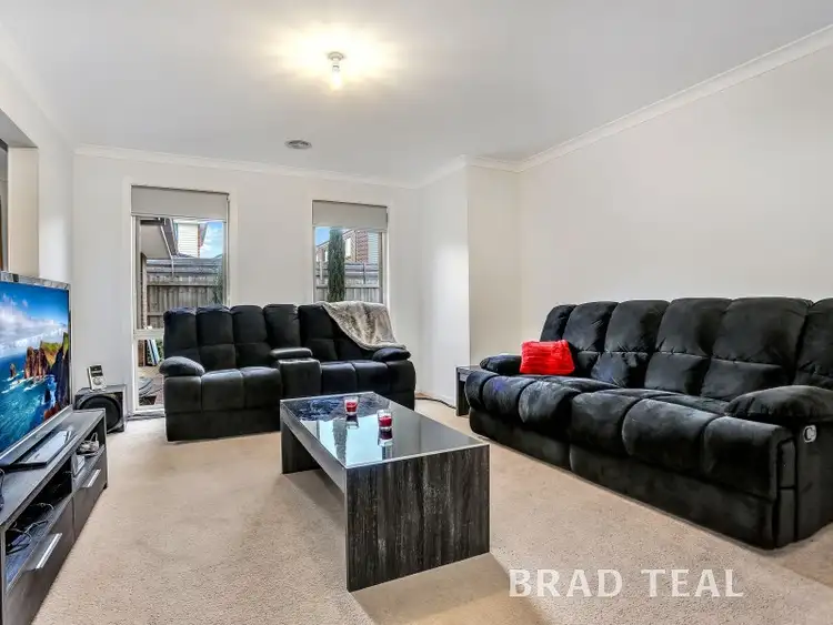 Fifth view of Homely house listing, 3 Liverpool Drive, Taylors Hill VIC 3037