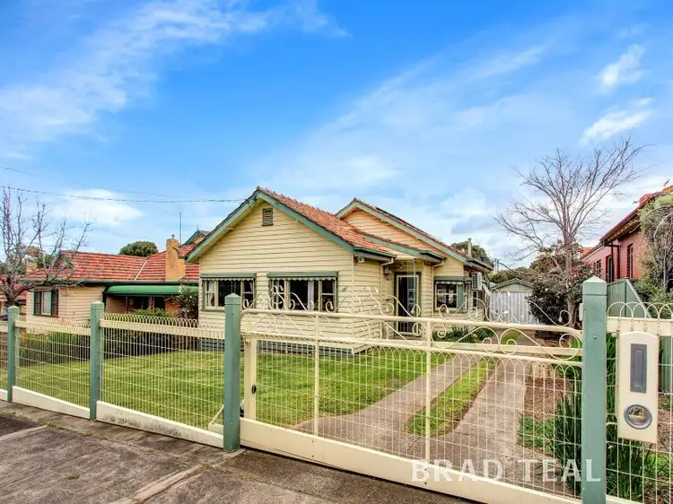 111 Deakin Street, Essendon VIC 3040