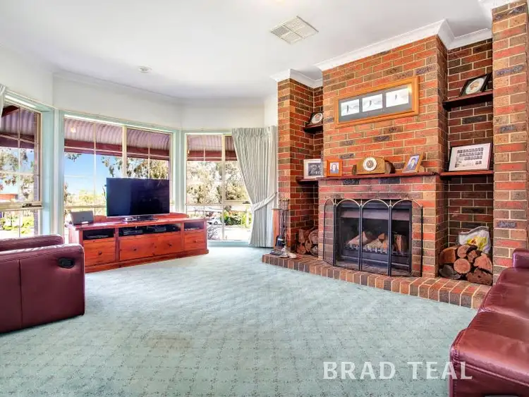 Fourth view of Homely house listing, 1 Acacia Court, Sunbury VIC 3429
