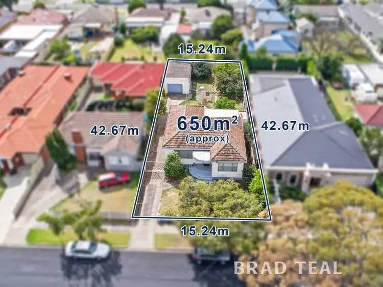30 Carrington Road, Niddrie VIC 3042
