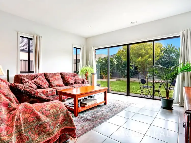 Fourth view of Homely house listing, 7 Bursaria Drive, Caroline Springs VIC 3023