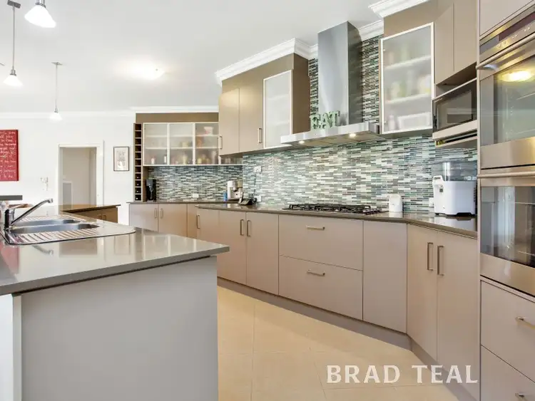 Second view of Homely house listing, 24 Twin Creek Court, Sunbury VIC 3429