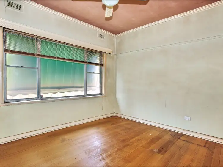 Sixth view of Homely house listing, 14 Winifred Street, Oak Park VIC 3046