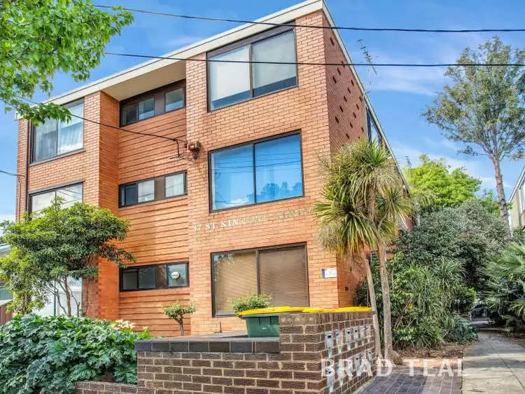 Main view of Homely apartment listing, 2/37 St Kinnord Street, Aberfeldie VIC 3040