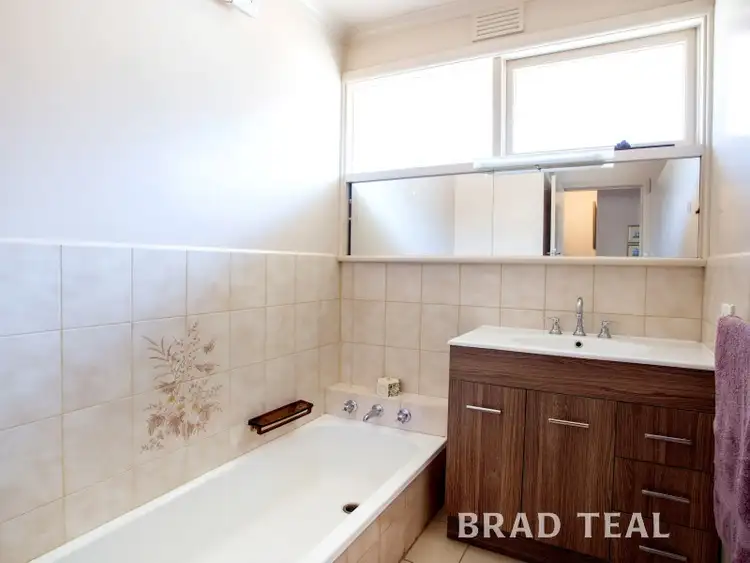 Fifth view of Homely house listing, 186 Mascoma Street, Strathmore VIC 3041