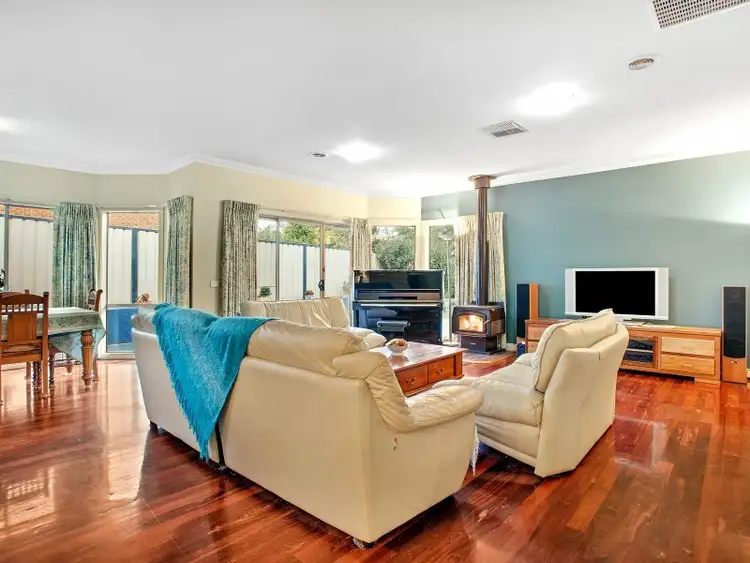 Sixth view of Homely house listing, 28 Royal Crescent, Hillside VIC 3037