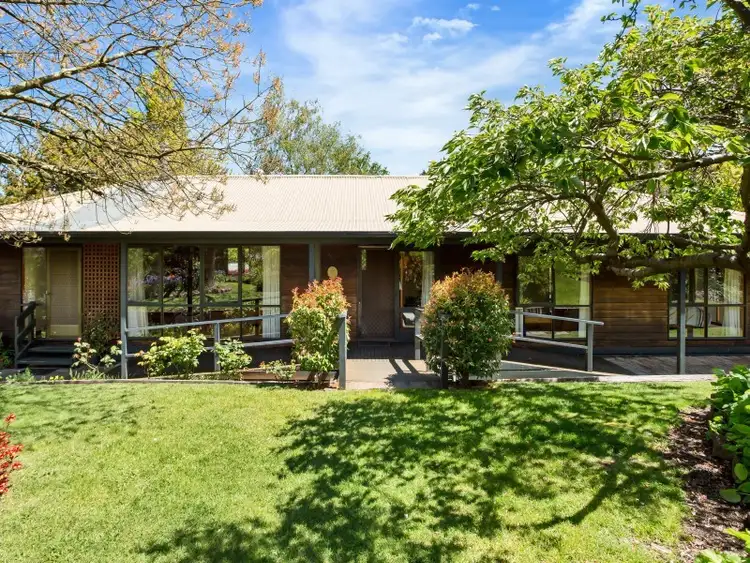 18 Montague Street, Macedon VIC 3440