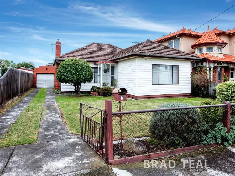 6 Wicklow Street, Pascoe Vale VIC 3044