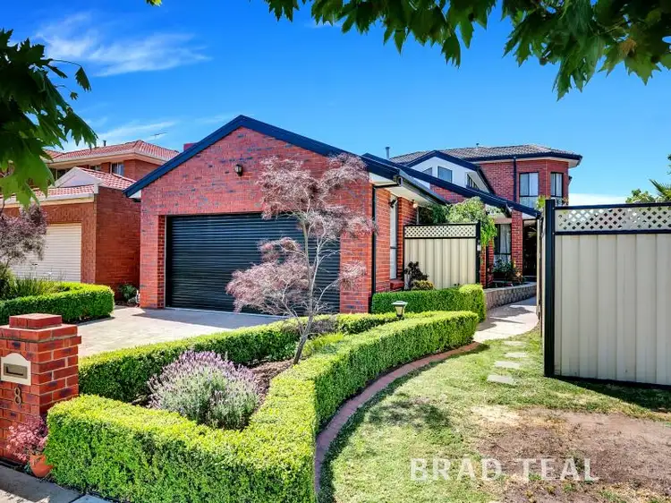 8 Landscape Drive, Hillside VIC 3037