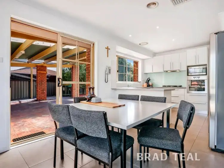 Fourth view of Homely house listing, 2 Hatton Court, Sydenham VIC 3037