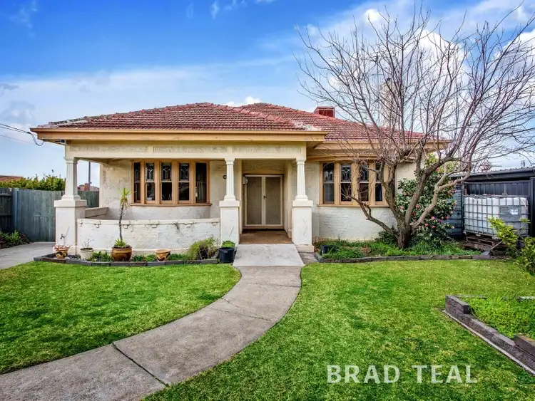 Second view of Homely house listing, 26 Carnarvon Road, Strathmore VIC 3041