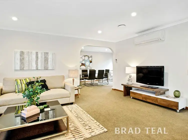 Main view of Homely unit listing, 1/143 Bradshaw Street, Essendon VIC 3040