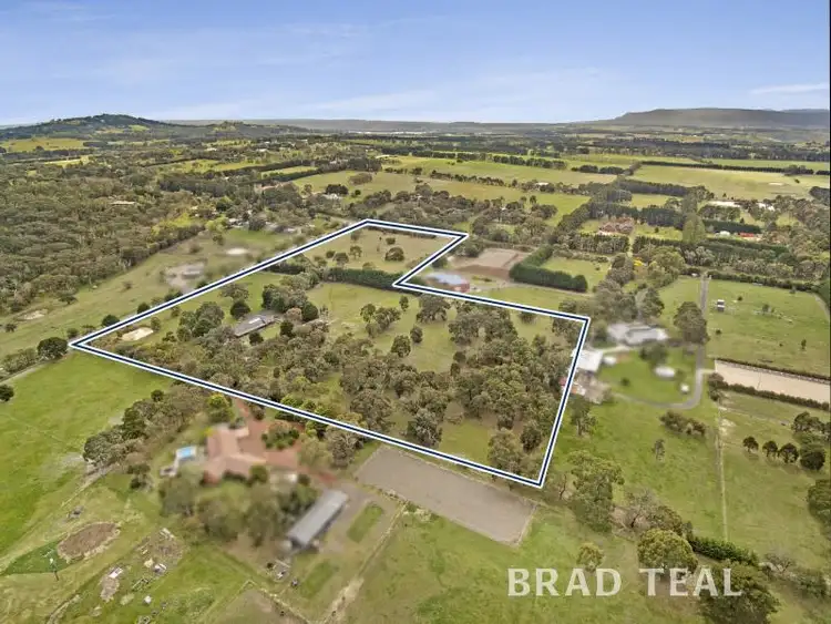 15 Black Hill Road, Gisborne South VIC 3437