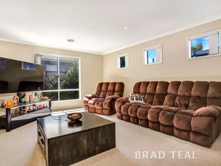 Fifth view of Homely house listing, 4 Peartree Grove, Burnside Heights VIC 3023