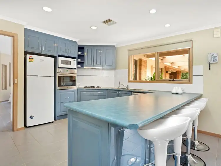 Fifth view of Homely house listing, 1 Nicholas Court, Keilor East VIC 3033