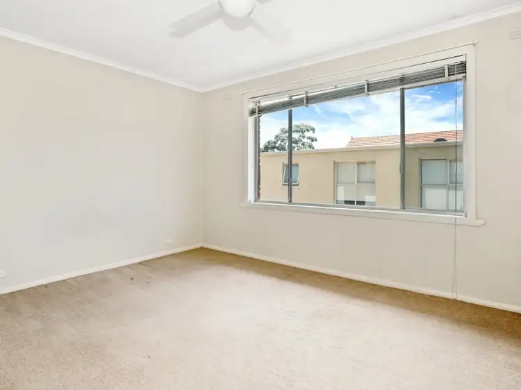 Fifth view of Homely apartment listing, 5/8 Violet Street, Essendon VIC 3040