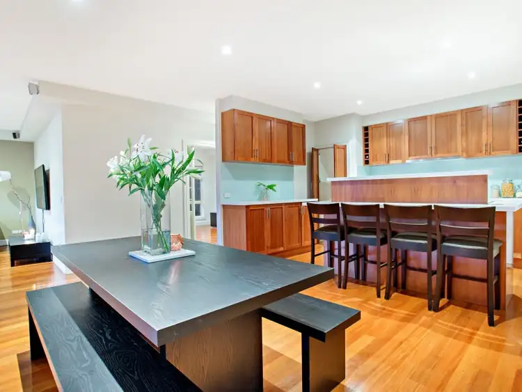 Fourth view of Homely house listing, 76 Jindabyne Avenue, Taylors Hill VIC 3037