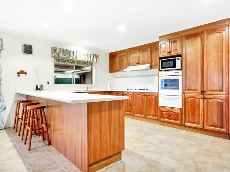 Fourth view of Homely house listing, 9 Cobblestone Drive, Attwood VIC 3049