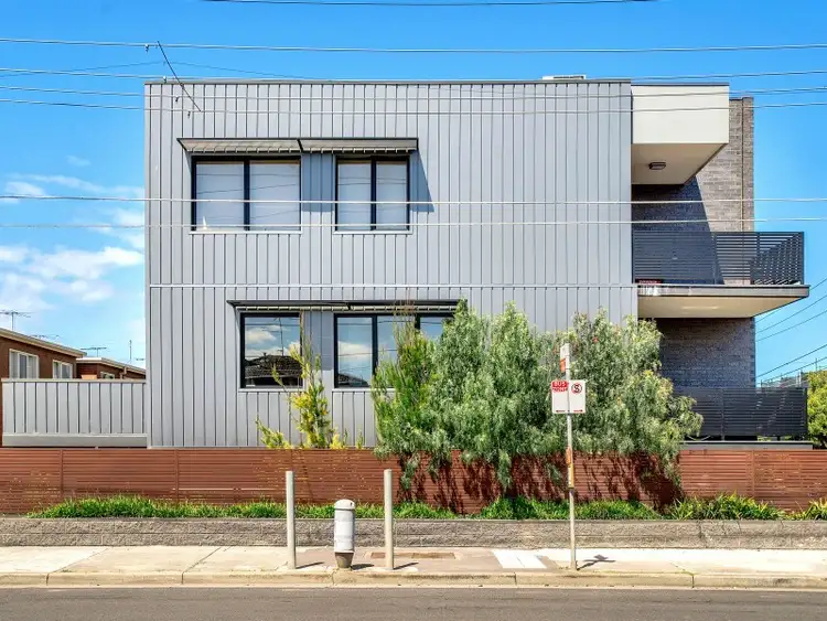 6/82 Hopetoun Avenue, Brunswick West VIC 3055