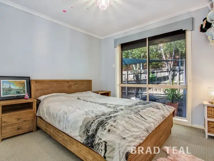 Fifth view of Homely townhouse listing, 2/4 Weyburn Place, Avondale Heights VIC 3034