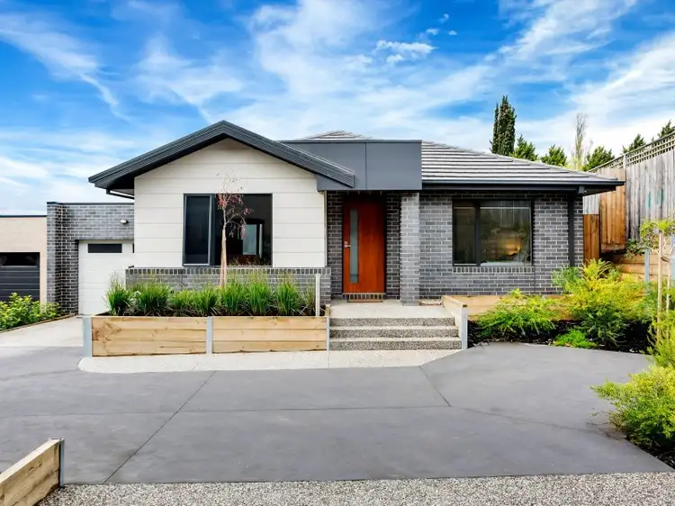 8/12 Lamart Street, Strathmore VIC 3041