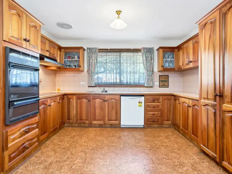 Third view of Homely unit listing, 2/345 Napier Street, Strathmore VIC 3041
