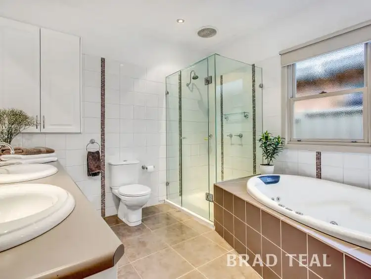 Sixth view of Homely house listing, 21 Roland Avenue, Strathmore VIC 3041