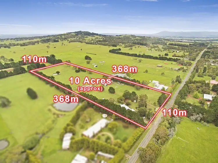 31 McGeorge Road, Gisborne South VIC 3437