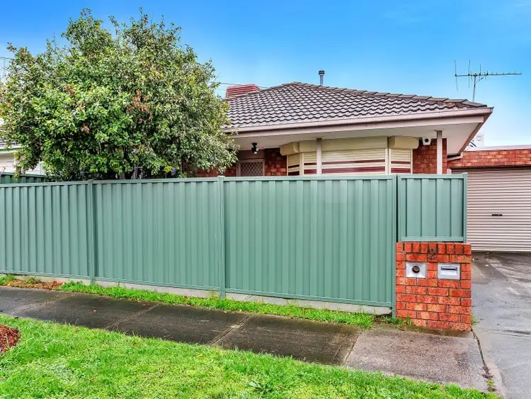 Second view of Homely unit listing, 2/22 Sadie Street, Glenroy VIC 3046