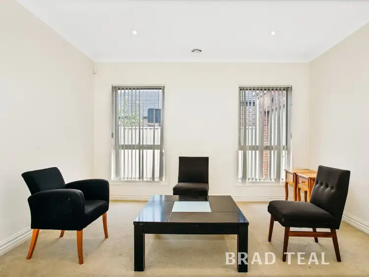 Third view of Homely house listing, 5 Barlow Close, Caroline Springs VIC 3023