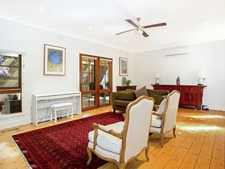 Third view of Homely house listing, 8 Horseshoe Bend Road, Keilor VIC 3036