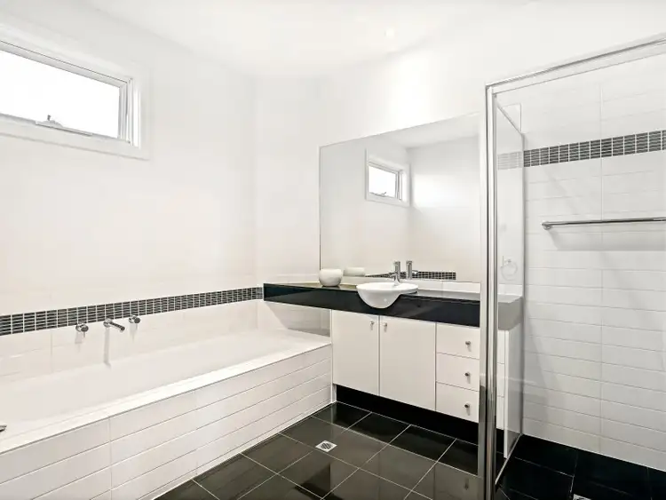 Sixth view of Homely apartment listing, 2/2-4 Glass Street, Essendon VIC 3040