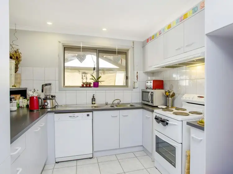 Fourth view of Homely house listing, 4 Ancona Close, Taylors Lakes VIC 3038