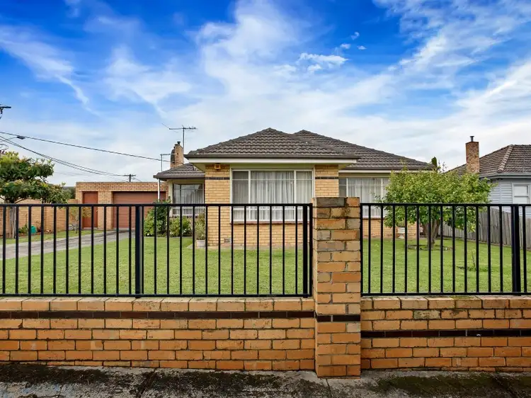72 Middle Street, Hadfield VIC 3046