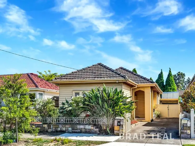 42 Prendergast Street, Pascoe Vale South VIC 3044
