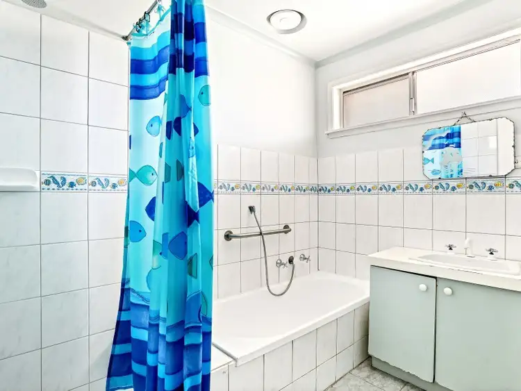 Fourth view of Homely house listing, 16 Genoa Court, Coolaroo VIC 3048