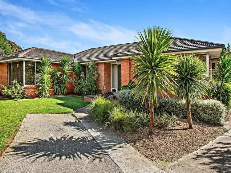 10 Ronald Court, Sunbury VIC 3429