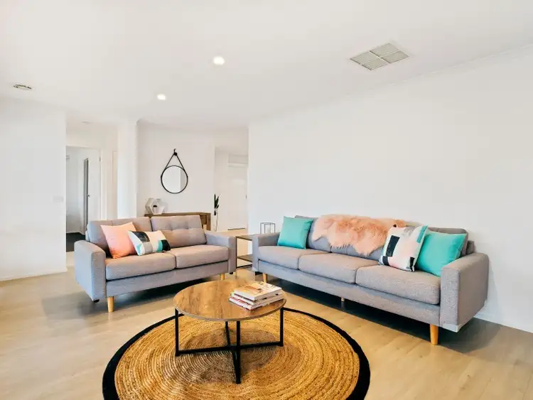 Second view of Homely house listing, 4 Woolstone Close, Kealba VIC 3021