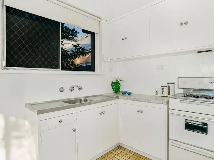 Fourth view of Homely apartment listing, 1/120 Primrose Street, Essendon VIC 3040