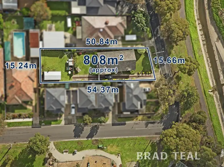 3 Brosnan Crescent, Strathmore VIC 3041