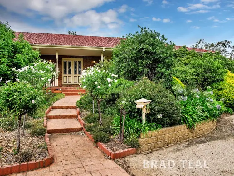 24 Yellow Gum Boulevard, Sunbury VIC 3429