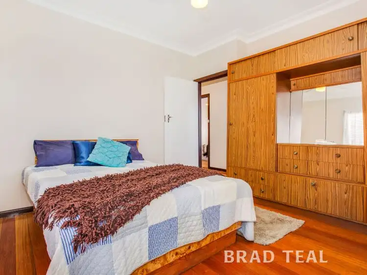 Fifth view of Homely house listing, 6 Arnold Court, Pascoe Vale VIC 3044