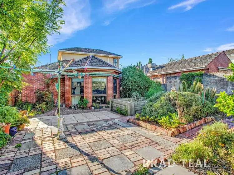 Sixth view of Homely house listing, 8 Houston Avenue, Strathmore VIC 3041
