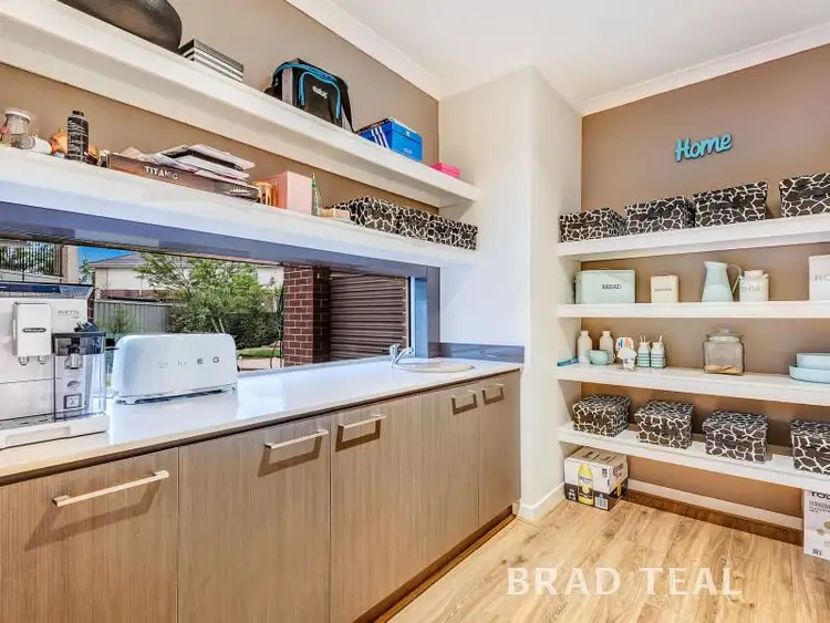 Fifth view of Homely house listing, 39 Otago Loop, Caroline Springs VIC 3023