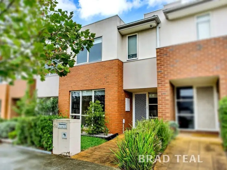 Main view of Homely townhouse listing, 9C Wentworth Drive, Taylors Lakes VIC 3038
